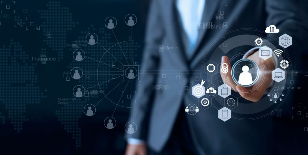 Interaction tactile avec un écran numérique pour la gestion de données.